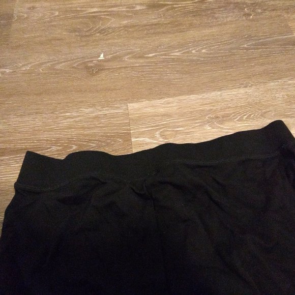 2 Reitmans Soft S Leggings - Picture 4 of 6